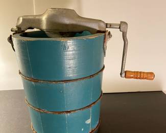 Vintage White Mountain Ice Cream Maker