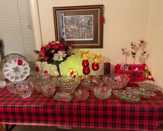 Christmas glassware to create a festive Holiday table!