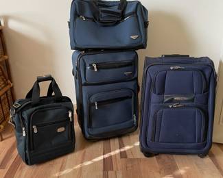 Four piece set of 365 Dockers luggage (365 wheels)