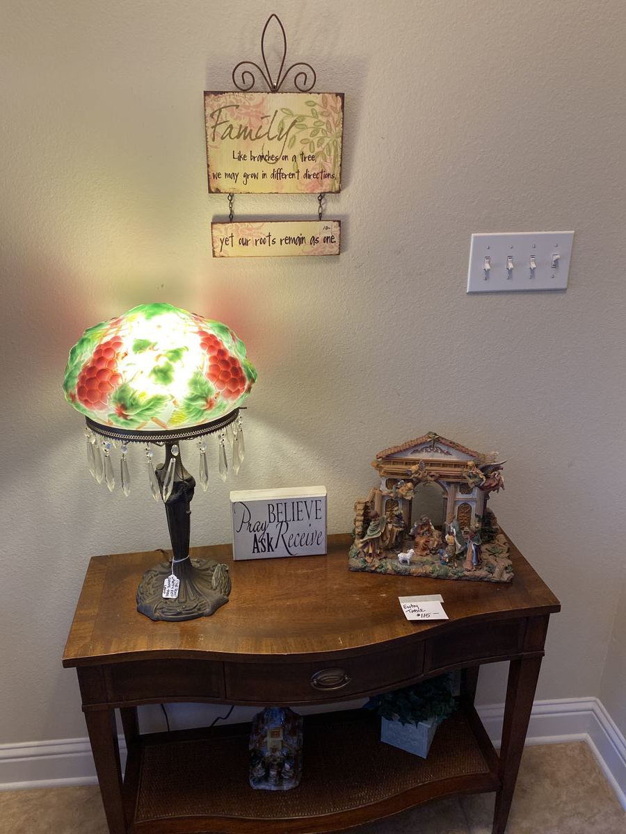 Eureka Estate Sale in St. Charles Court starts on 12/8/2023