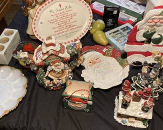 Fitz and Floyd tea pot with Santa