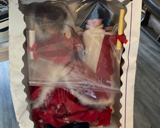 Animated Little People figures