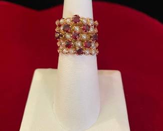 Garnet and pearl ring ( stackable that moves with your finger)