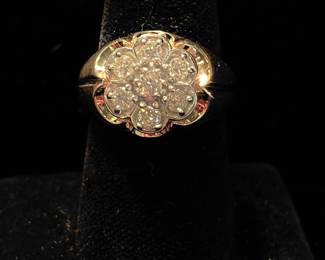 14k Diamond cluster ring