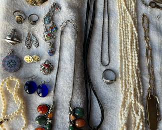 Nice selection of sterling silver jewelry.