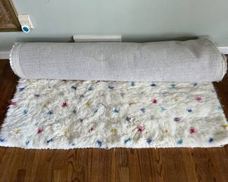 Crate & Barrel wool 8’ x 5’ area rug.