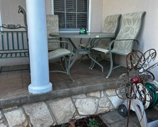 Nice patio table and chairs