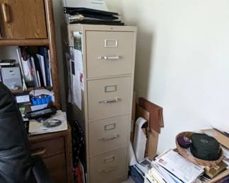 4 drawer file cabinet 