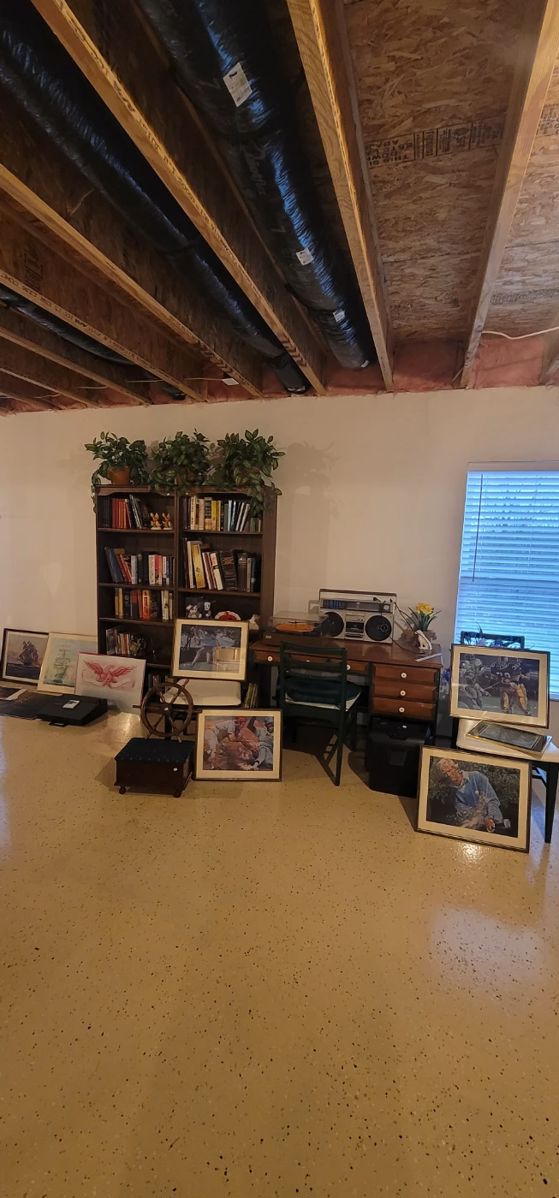Estate Sale by LADY LIQUIDATORS in Howell, MI starts on 12/8/2023