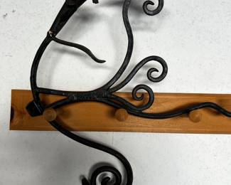 Iron wall hanging hummingbird decoration