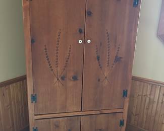 BUY IT NOW $125
Measures 72”T x 36” W x 24”D