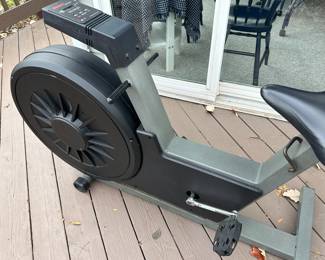 BUY IT NOW $50 obo
Screen does not work