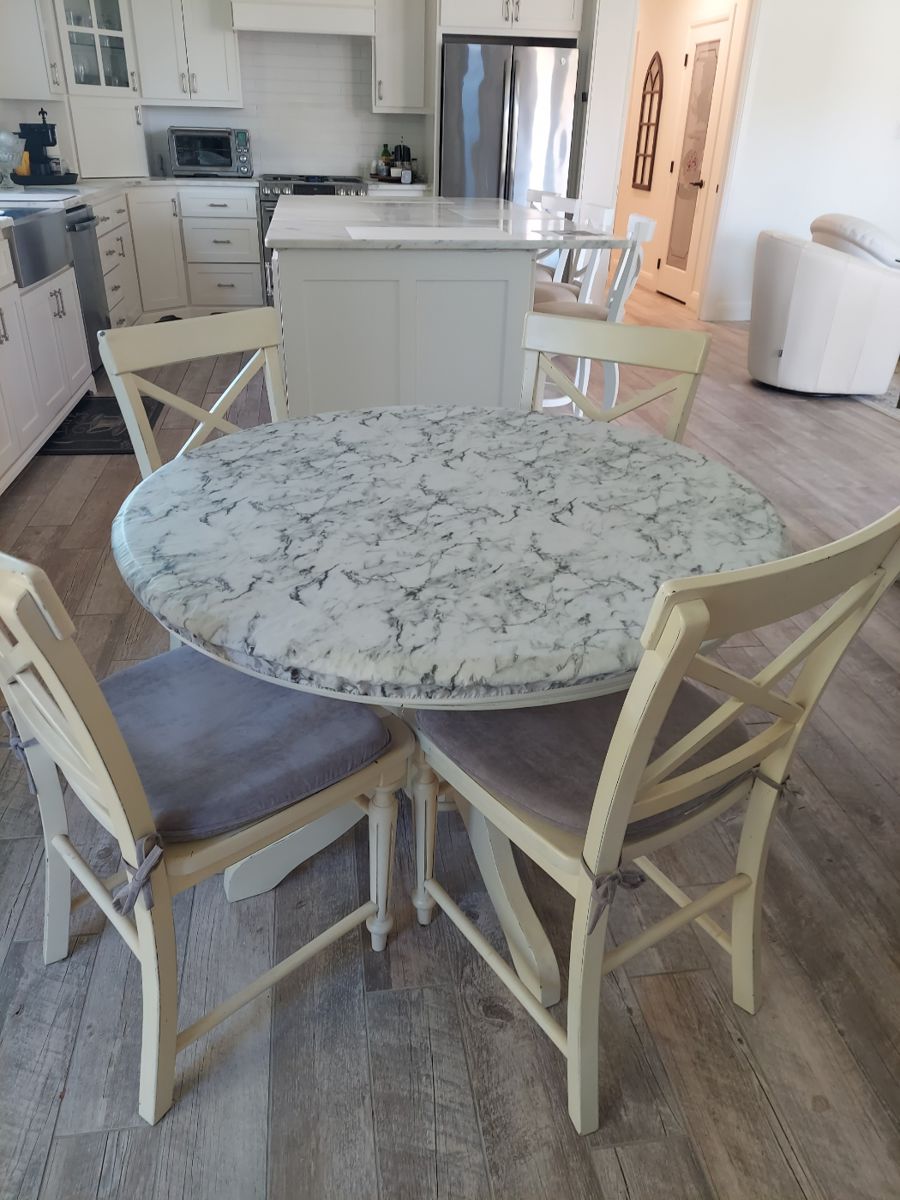 Cedar Creek Estate Sale in Kemp, TX starts on 1/18/2024