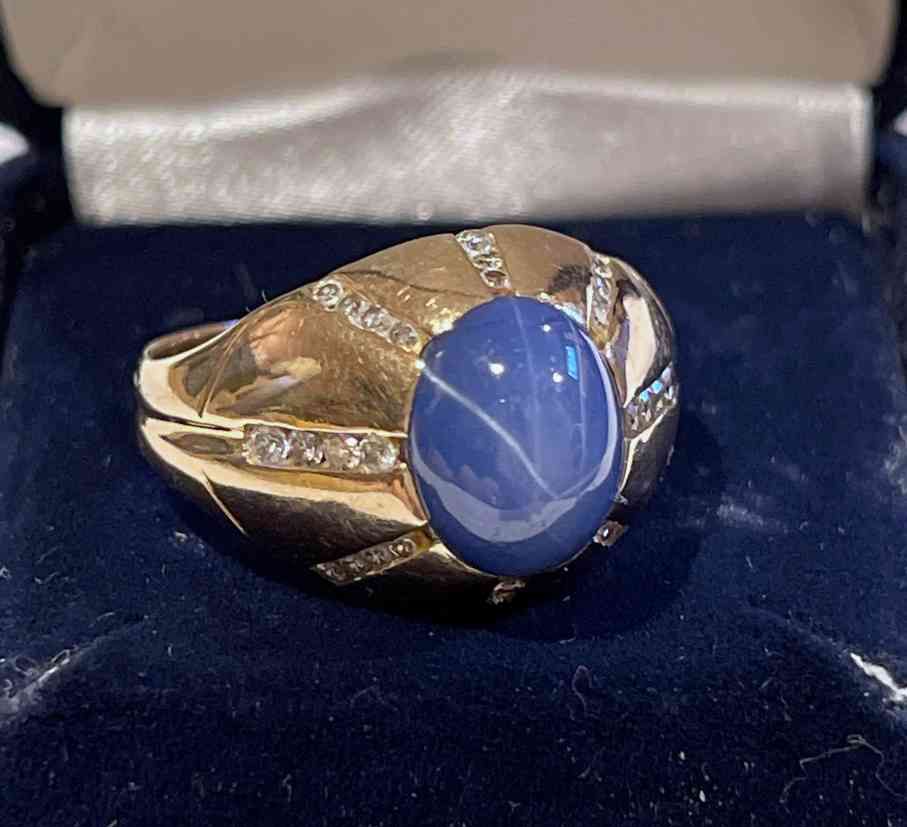 14K Gold Star Sapphire Ring with Cascading Diamonds