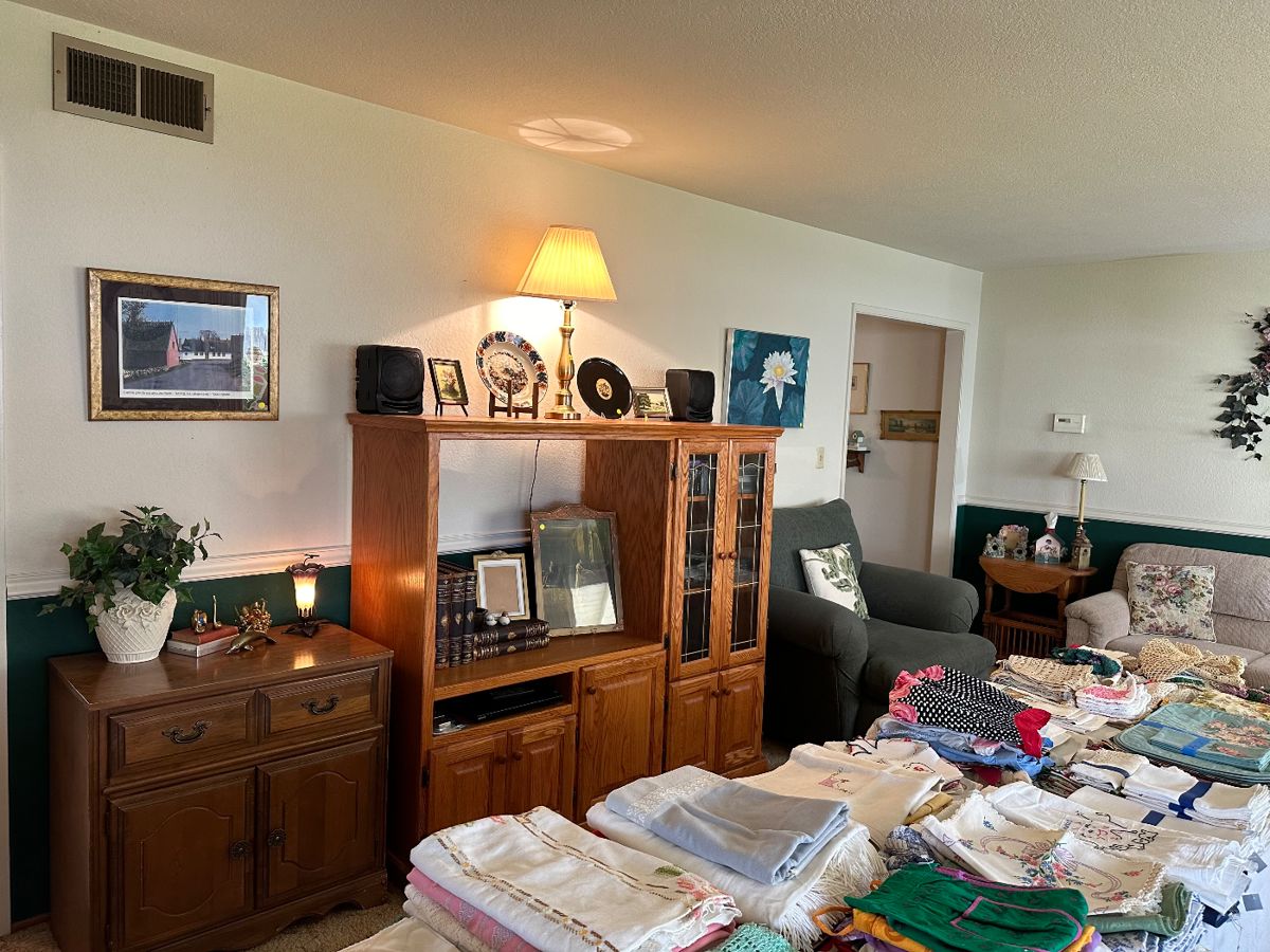 Amazing Estate Sale in Modesto, CA starts on 12/8/2023