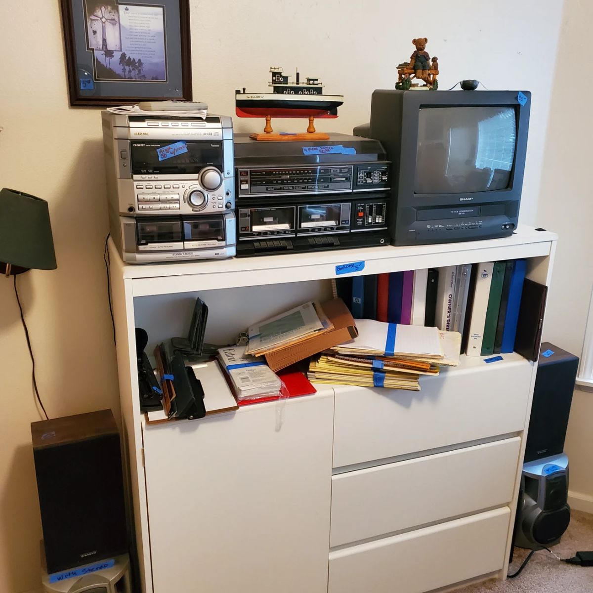 Estate Sale West Salem open til 2 pm 5... starts on 12/8/2023