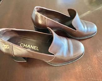 $175 - Chanel  Brown Leather healed Loafers Women's shoes size 9 