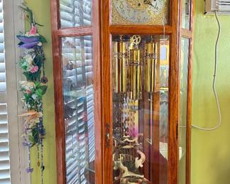 Howard Miller grandfather clock 