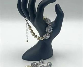 Swarovski Faux Pearl Bracelet  Earring Set 