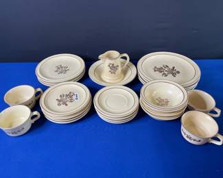Pfaltzgraff Village Pattern Dishware