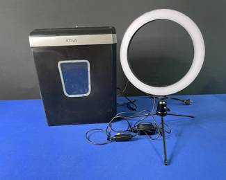 Paper Shredder and Ring Light