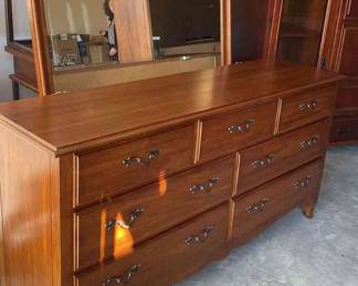 Thomasville Dresser with Beveled Mirror