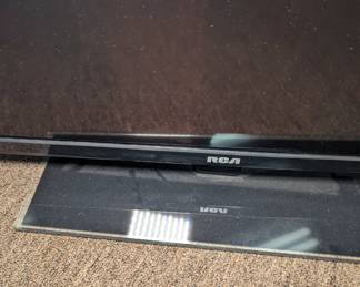 RCA flatscreen tv