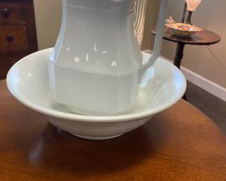 Meakin bowl and pitcher