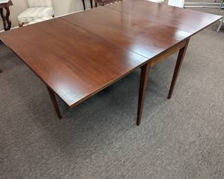 Benbow Dropleaf Table