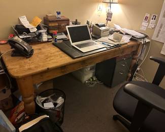 Pine Executive Desk - 71" x 36"