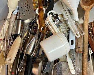lots of kitchen gadgets