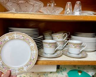 set of Wallace Heritage Daphne china
