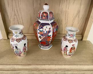 Asian vase pair, small ginger jar