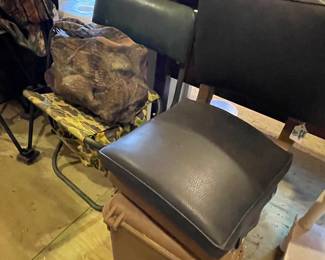 Dove buckets and decoys