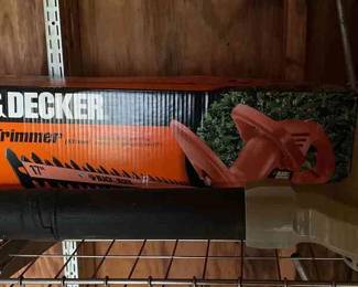 Craftsman Leaf Blower And Black And Decker Hedge Trimmer