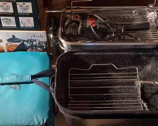 Farberware Electric Open Hearth Broiler, Pyrex Portable Dish With Lid, Roasting Pans, Glass Tea Set, And OXO Good Grips Salad Spinner