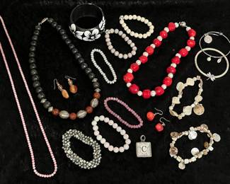 Red Coral Pearl Necklace And Earrings,  Beaded Costume Jewelry