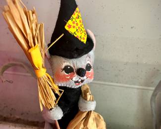 Vintage Annalee Mobilitee