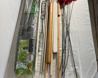 PVC Pieces & Driveway Reflectors