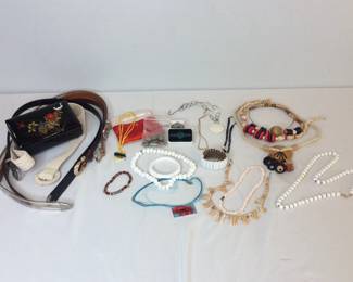 Japanese Musical Jewelry Box, Costume Jewelry