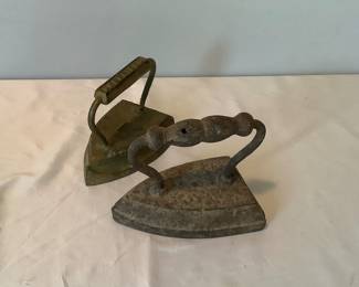 Vintage Cast Iron Sad Irons
