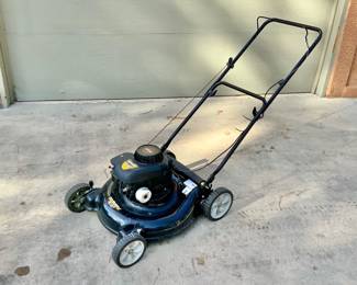 Yard Machine Mower/Bagger/Mulcher