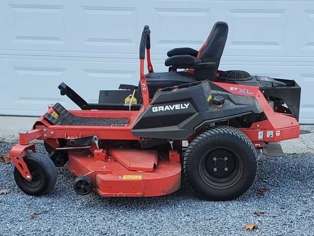 Gravely ZT/XL 52" Zero Turn Mower (LPO)