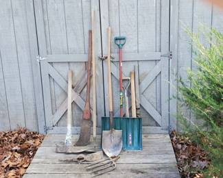 Shovels, Hoe, Pick Axe & More (LPO)