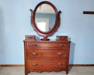 Lillian Russell Solid Cherry 3-Drawer Dresser with Mirror (LPO)