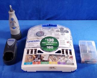 Dremel Cordless Tool & Accessory Kit (LPO)