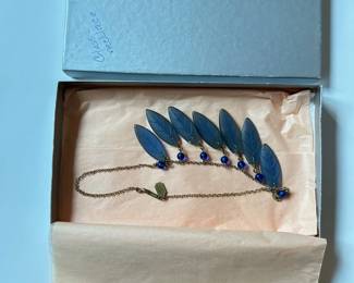 New In Box Pididdly Links Frosted Glass Necklace Purchased At The Clay Pot In Park Slope, Brooklyn
Lot #: 71