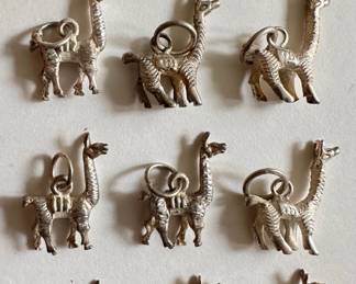 10 Vintage Llama Charms
Lot #: 40