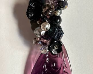 Glass & Crystal Beaded Necklace
Lot #: 56