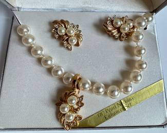 Vintage New In Box Lord & Taylor Faux Pearl Necklace & Earring Set & Faux Pearl Studs
Lot #: 44